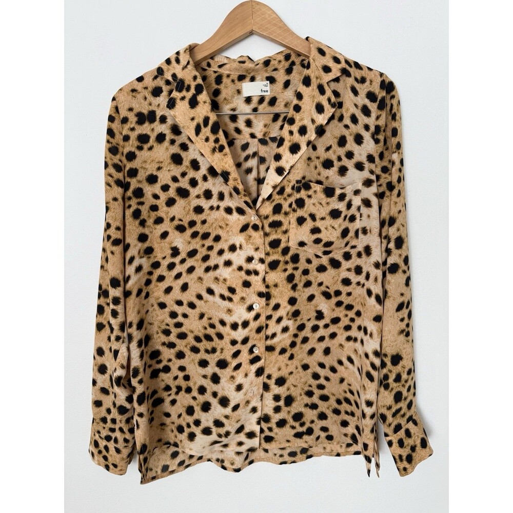 Aritzia Wilfred Free Women’s M Leopard Print Button Down Top Long Sleeve Blouse